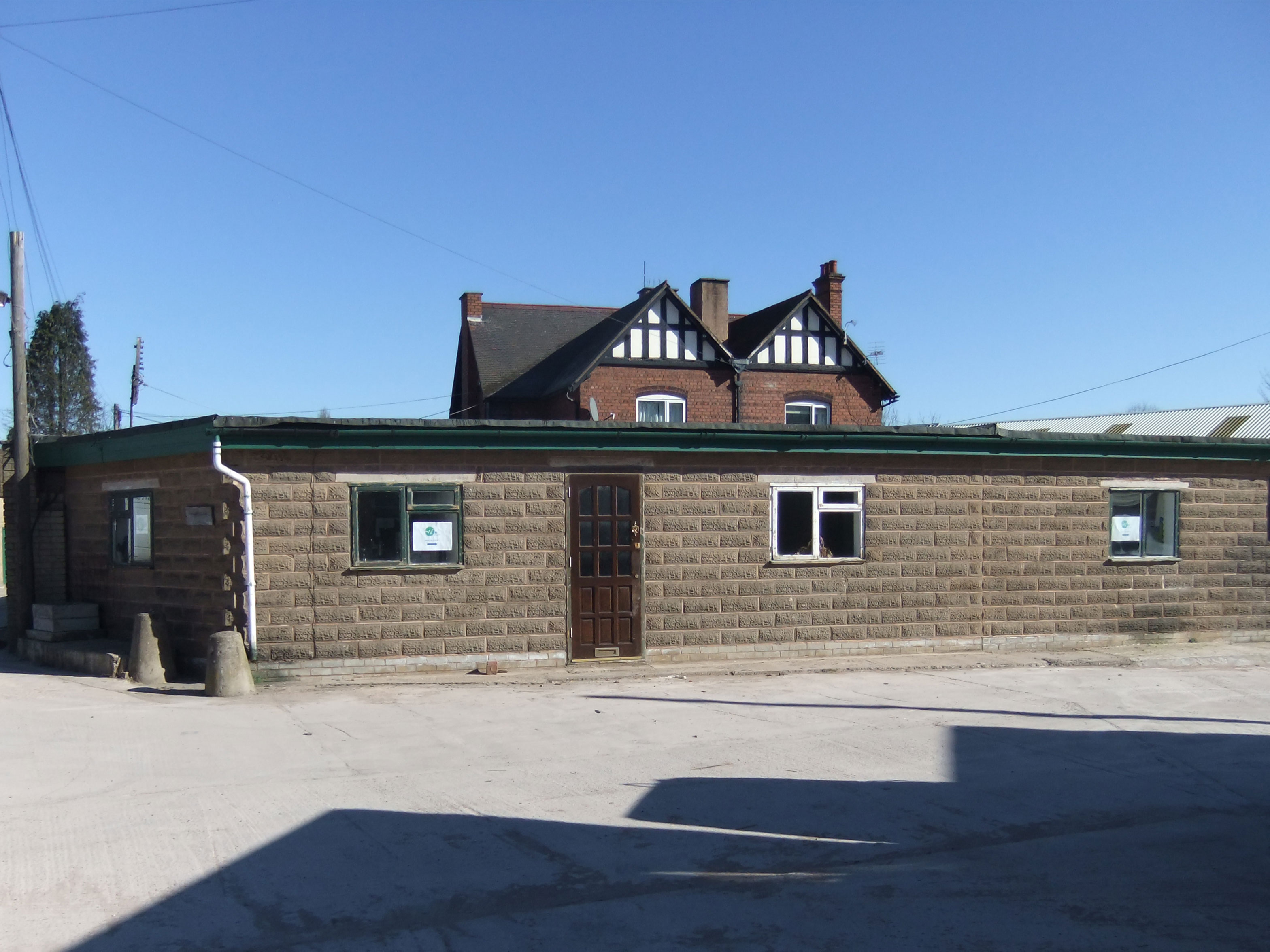3 Windmill Cottage, Great Barr, Birmingham, West Midlands - Industrial Units & Warehousing to Let